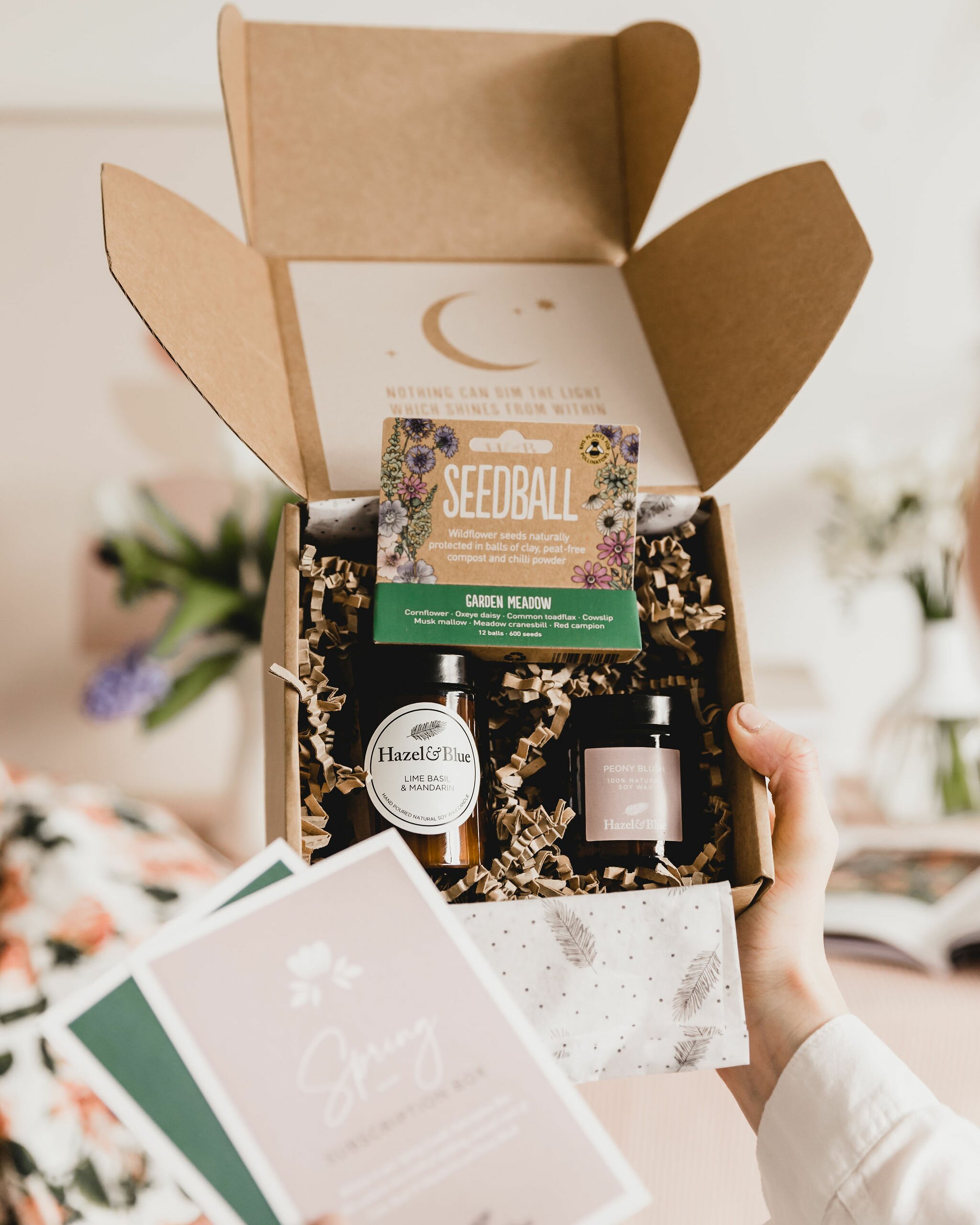 202201HAZELANDBLUE-0500 candle subscription box soy uk best eco friendly