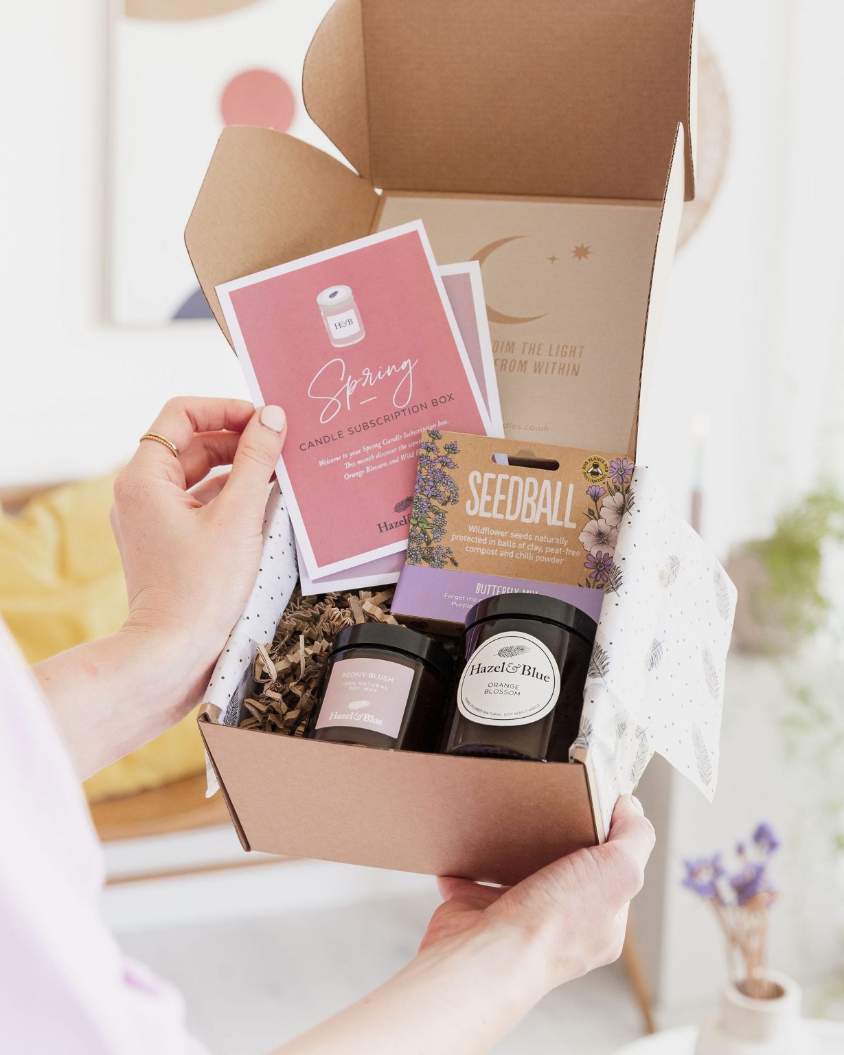 candle subscription box hand poured soy scented candles, best candle subscription box uk,